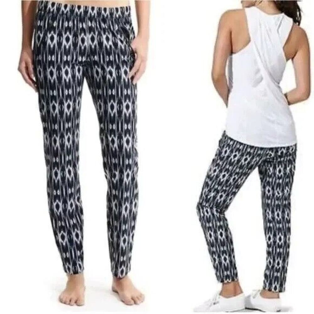 Athleta Pants Womens 6 Reflection Aspire Ankle Pant Ikat Tapered Navy Blue EUC